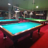 همکار در باشگاه بیلیارد