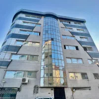 آپارتمان-واقع-در-خیابان-آزادی