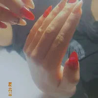 ارائه خدمات ناخن