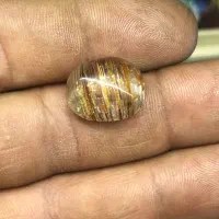 نگین دور مودار