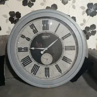 ساعت دیواری