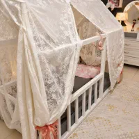 تخت کلبه‌ای بسیار زیبا و خاص