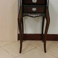 میزتلفن کاملا سالم بدون هیچ آسیبی