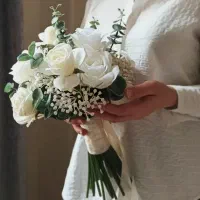 دسته گل مصنوعی در انواع مختلف لمسی و سیلیکونی