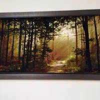 بوفه قهوه ای و دو عدد تابلو