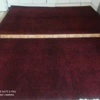 موکت قرمز مشکی نوتازه خریدم رنگش به وسایلم نمیخوره