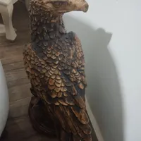 مجسمه عقاب