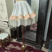 چراغ خواب و میز تلفن