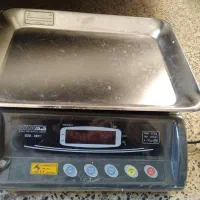 ترازو  ۳۰ کیلوی