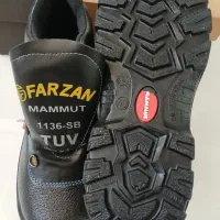 پوتین ایمنی ماموت|کیف، کفش، کمربند|تربتحیدریه, منصوریه|دیوار