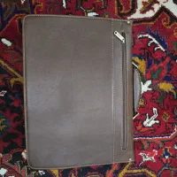کیف چرم اداری قهوه ای|کیف، کفش، کمربند|ری, جوانمرد قصاب|دیوار