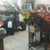 فروش لوازم میوه فروشی ویا واگذاری کامل|اجارهٔ مغازه و غرفه|مشهد, فدک|دیوار