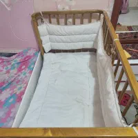 تخت چوبی کنار مادر گهواره شو قابل تنظیم دست دو