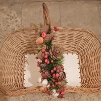 سبد حصیر بافت چوبی تزئین شده