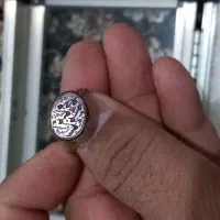 یه جعبه انگشتر کهنه یکجا بفروش میرسد