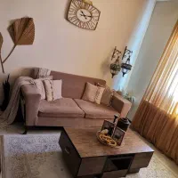 دو دست کاناپه اسپرت با میز ضد خش