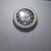 ساعت دیواری