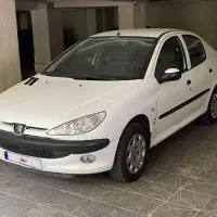 ۲۰۶ صندوقدار