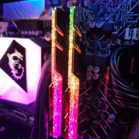 رم G.SKILL TRIDENT Z ROYAL 64 GB gold 3200