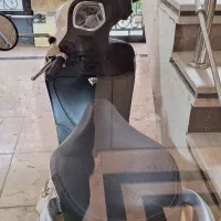 لیبرتی پیاجیو|موتورسیکلت|تهران, نیروی هوایی (پیروزی)|دیوار