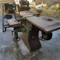 اره آتیشی و مقداری دستگاه نجاری