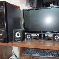 کامپیوتر با تمام وسایل