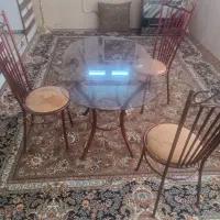 باسلام یک عدد میز غذا خوری