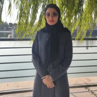 وکیل دادگستری خانم