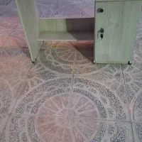 میز تحریر، یا کامپیوتر|میز تحریر و کامپیوتر|مرودشت, فرهنگ|دیوار