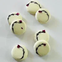 آموزش حضوری ۱۰ مدل شیرینی کرمدار مدرن در کرمان|خدمات آموزشی|کرمان, |دیوار