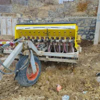 عمیق کار ردیف کار ماشین برزگر همدان