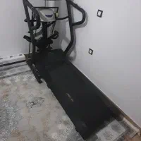 تردمیل سالم و تمیز در حد نو به علت کمبود جا