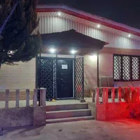 باغ ویلا خوشنام استخر سرپوشیده