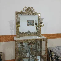 میز کنسول برنز همراه با شمعدون