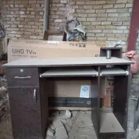 میزکامپیوتر کاملا سالم و مرتب