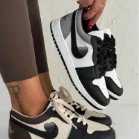 فروشنده خانم برای فروشگاه کیف و کفش