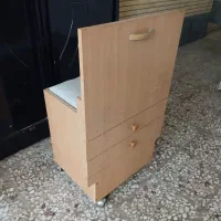 میز چرخ خیاطی به همراه صندلی چرخدار