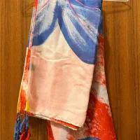 شال و روسری|لباس|فومن, |دیوار