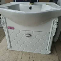 روشویی کامل نو با شیر