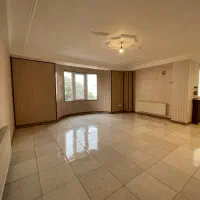 ۱۱۵ متر / قلب شهر/ مناسب سرمایه گذاری