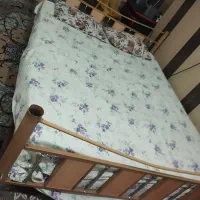 تخت خواب2نفره  فلزی تمیز