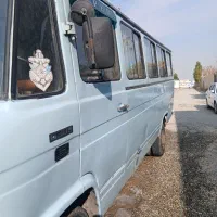 مینی بوس بنز