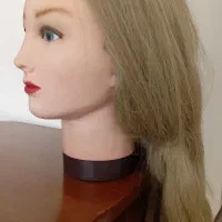 کله مانکن با موهای بلند