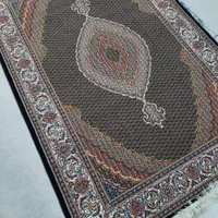 فرش ۷۰۰شانه سی رنگ تراکم۲۵۵۰|فرش|تبریز, |دیوار