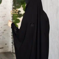 تعداد زیادی چادر زنانه کارکرده