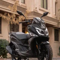 sym j200