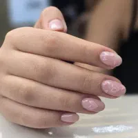 خدمات و آموزش کاشت ناخن با ارائه مدرک بین المللی