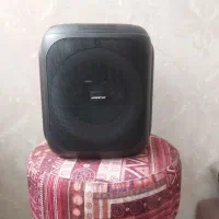 باند اسپیکر همراه با میکروفون