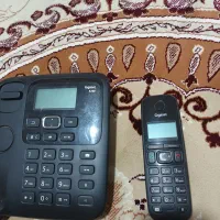 تلفن رومیزی همراه با شارژر وسیار|تلفن رومیزی|رشت, سلیمانداراب|دیوار