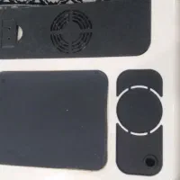 میز کامپیوتر کاملا سالم